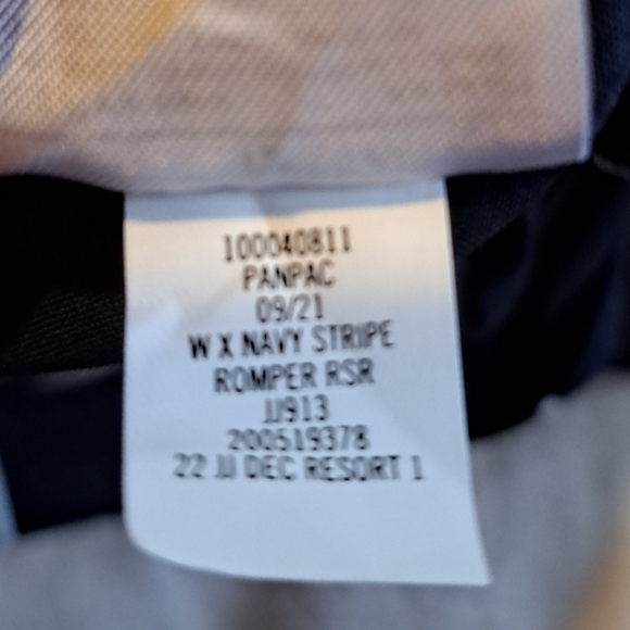 Janie and Jack girls size 12 wide leg jumpsuit, navy with heart design - Picture 3 of 8